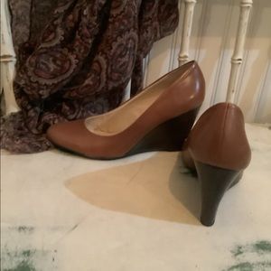 Camel Brown Wedge Heel Franco Sarto